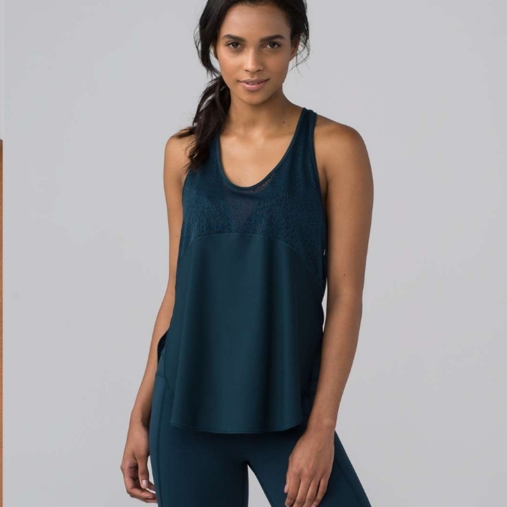 Lululemon | Twist & Train Tank & Bra Set